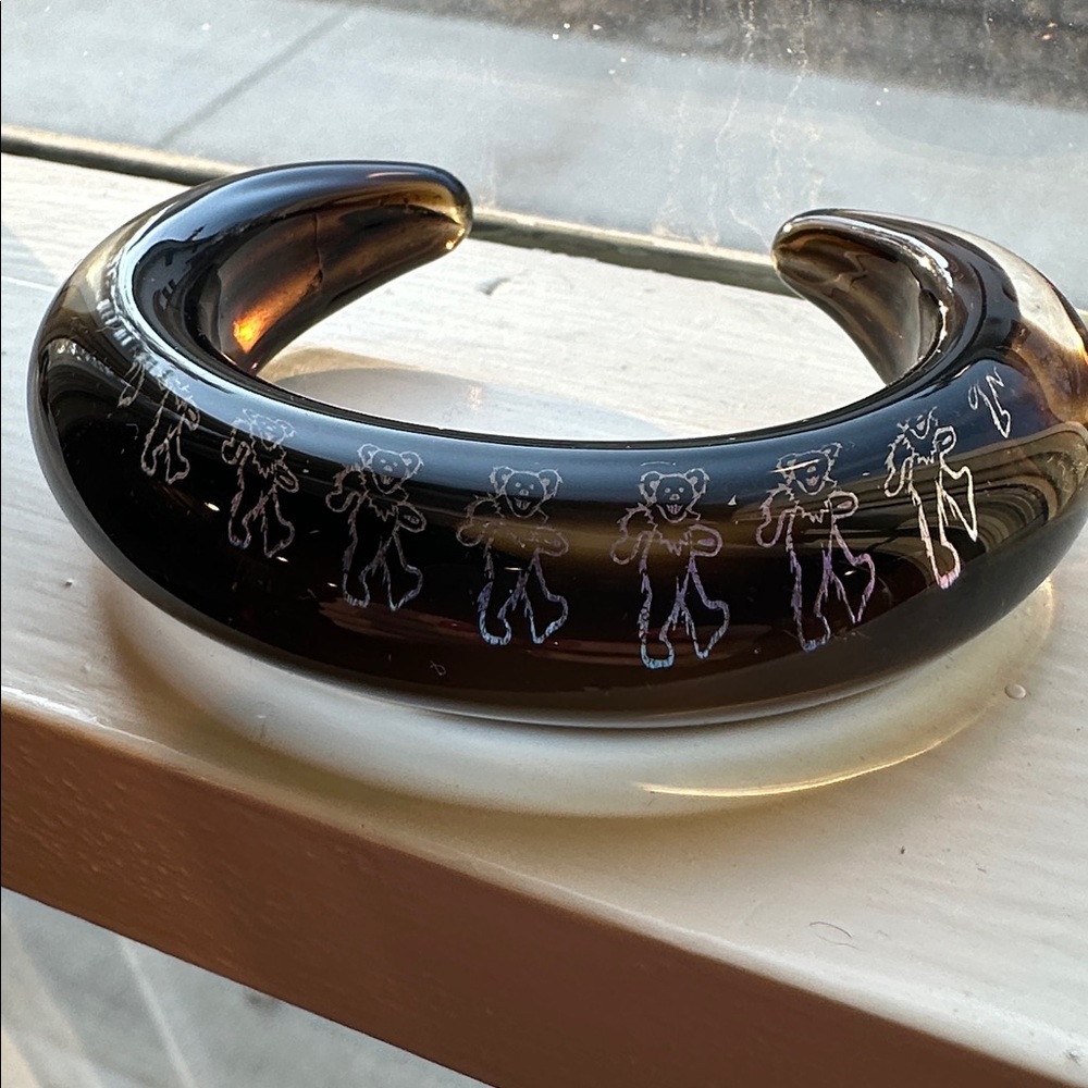 Grateful Dead Bear Handblown glass bracelet - Picture 3 of 6